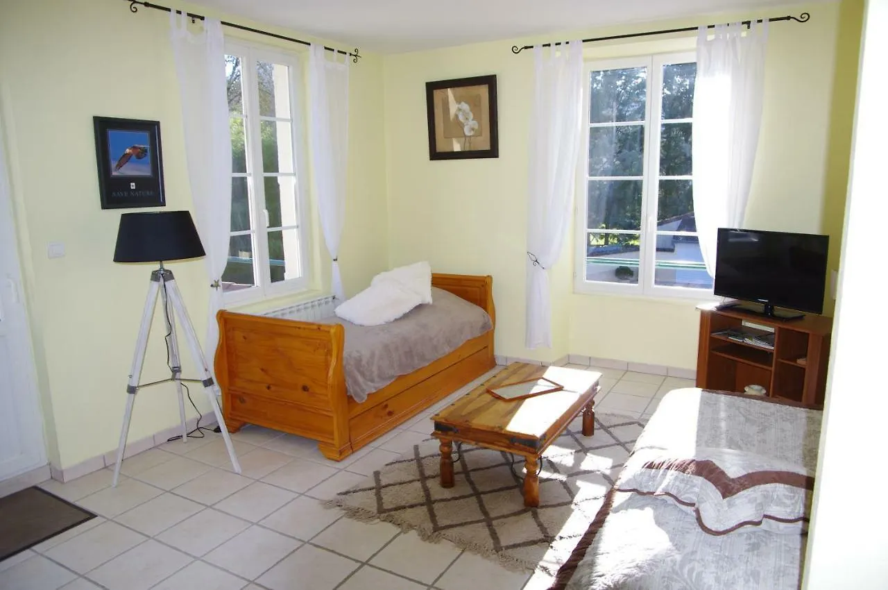 Gîte Le domaine de l'Escadasse Faycelles Hébergement de vacances